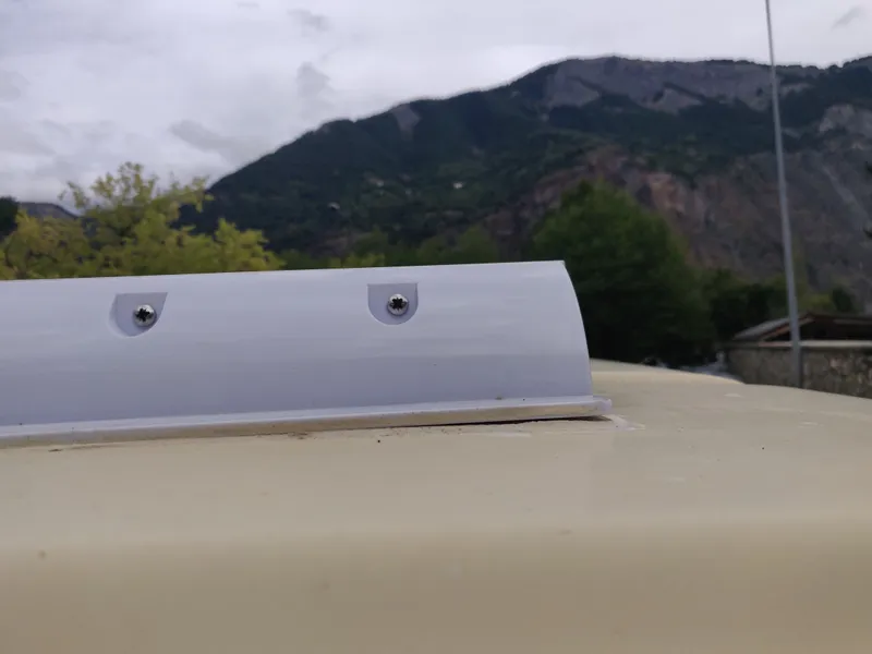 Zonnepanelen laten los...